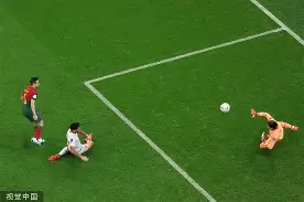 包含HLE鏖战SBTC，Upset完成帽子戏法的词条