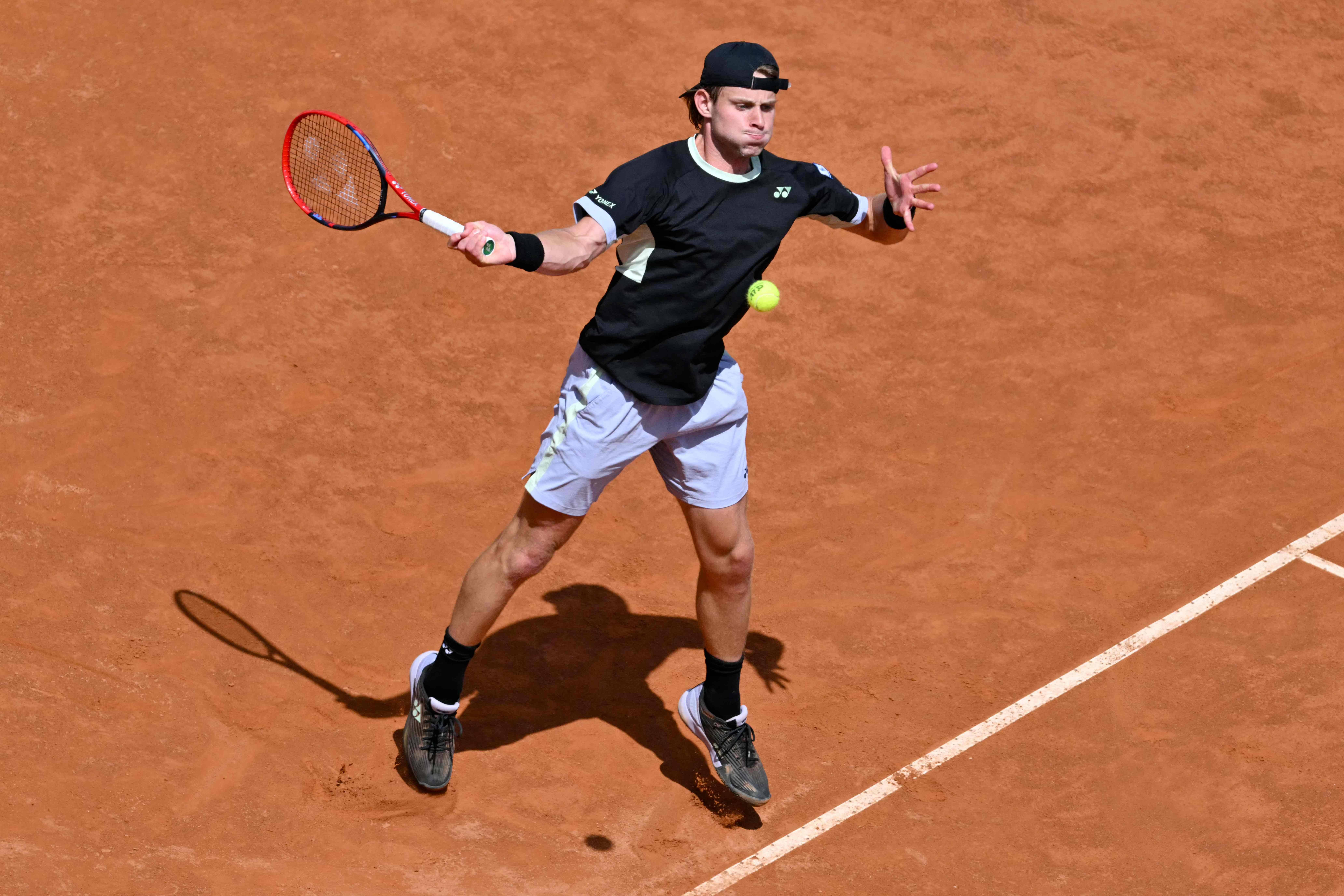 美国网球队完胜英国网球队，纳达尔打破历史纪录的简单介绍