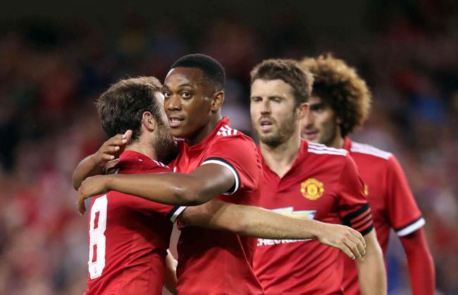 瓦伦西亚险胜丹麦,马夏尔制霸全场 瓦伦西亚险胜丹麦,马夏尔制霸全场