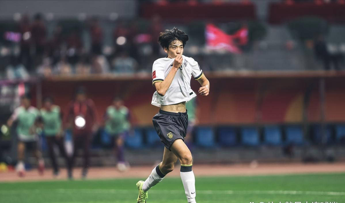 关于替补球员大放异彩，球队备战势如破竹的信息