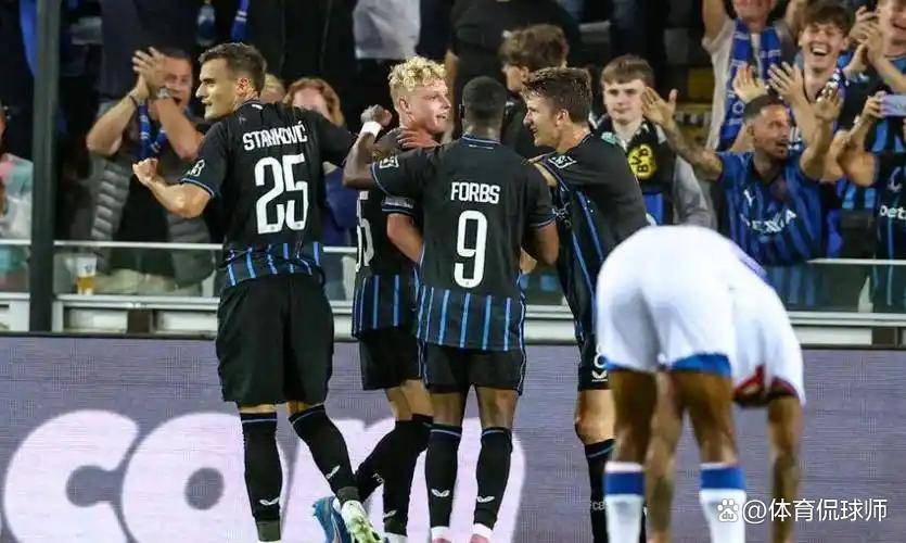 欧预赛场上硝烟弥漫，球队拼尽全力