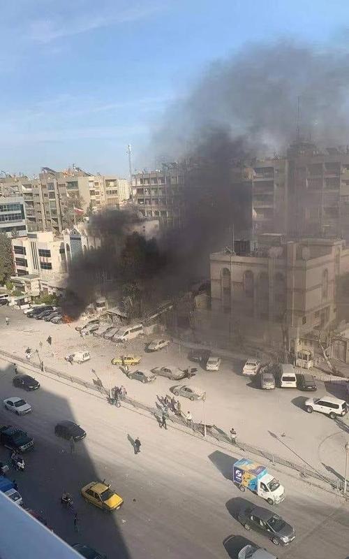 关于热那亚客场惨败，连败局面不改的信息