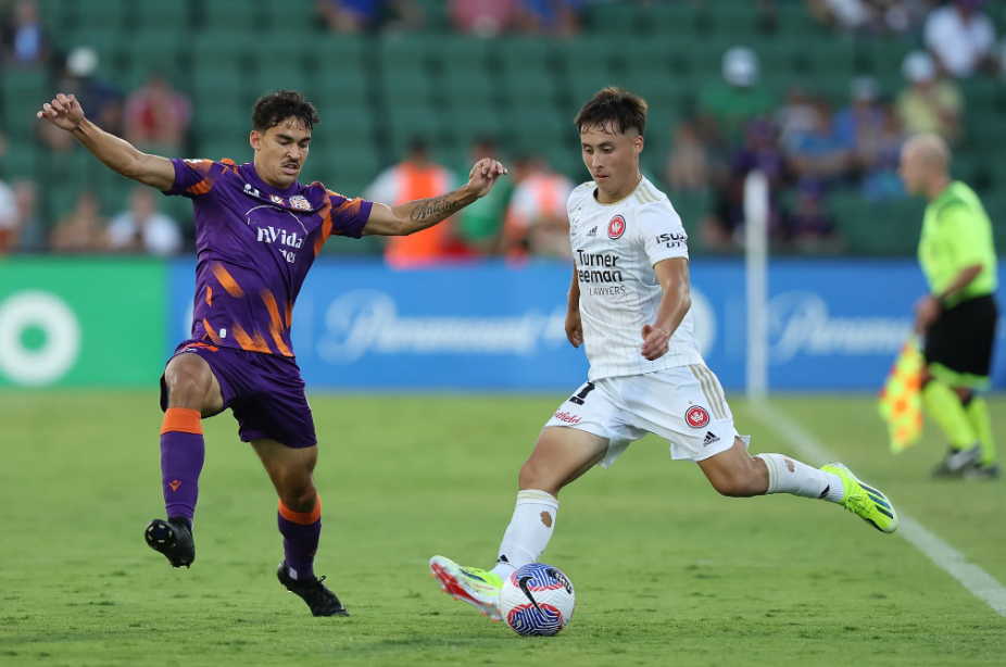 关于西悉尼流浪者开启连胜之路，雄心勃发的信息