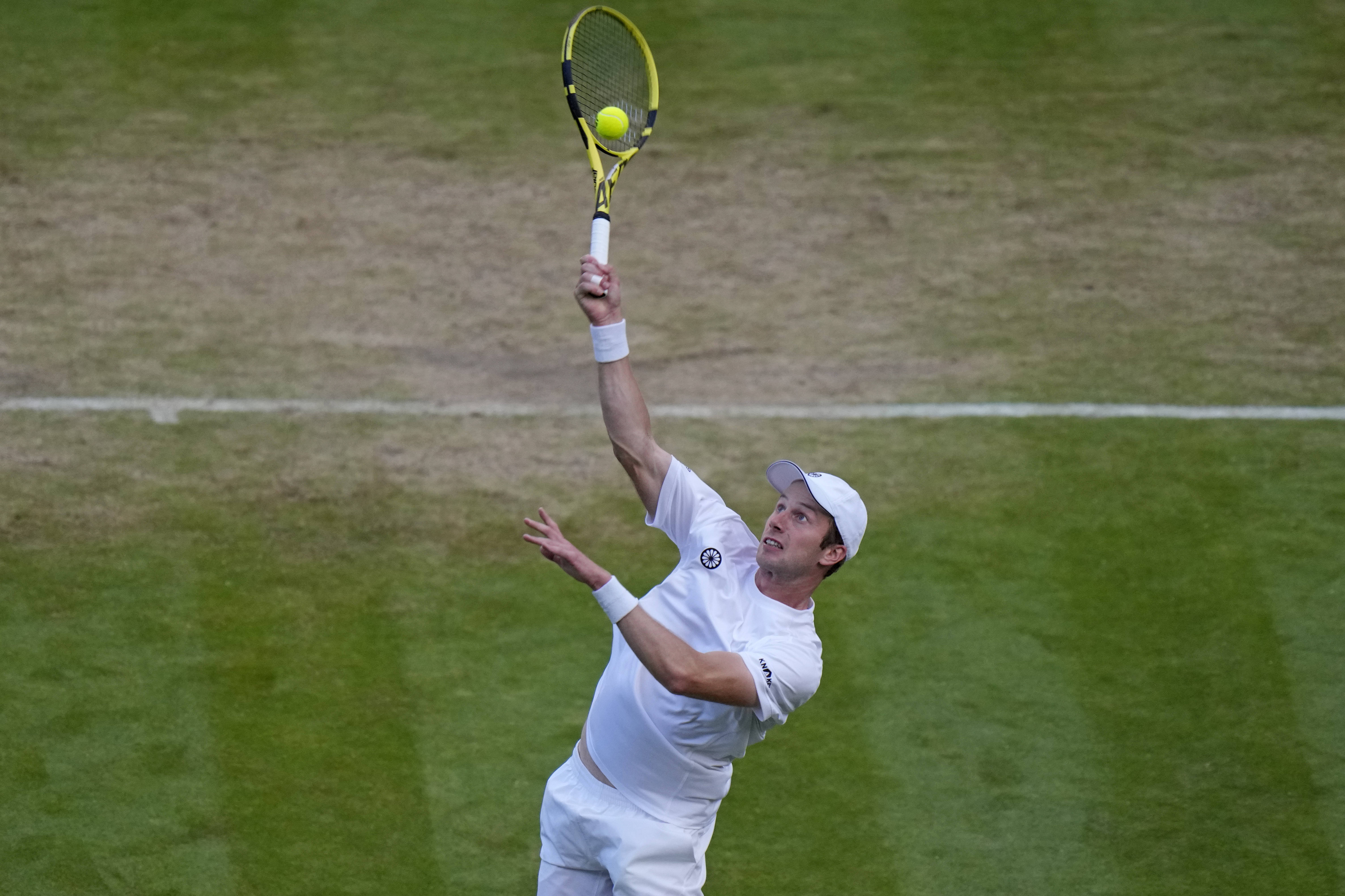 包含温网轻取ATP总决赛，纳达尔带队取胜的词条