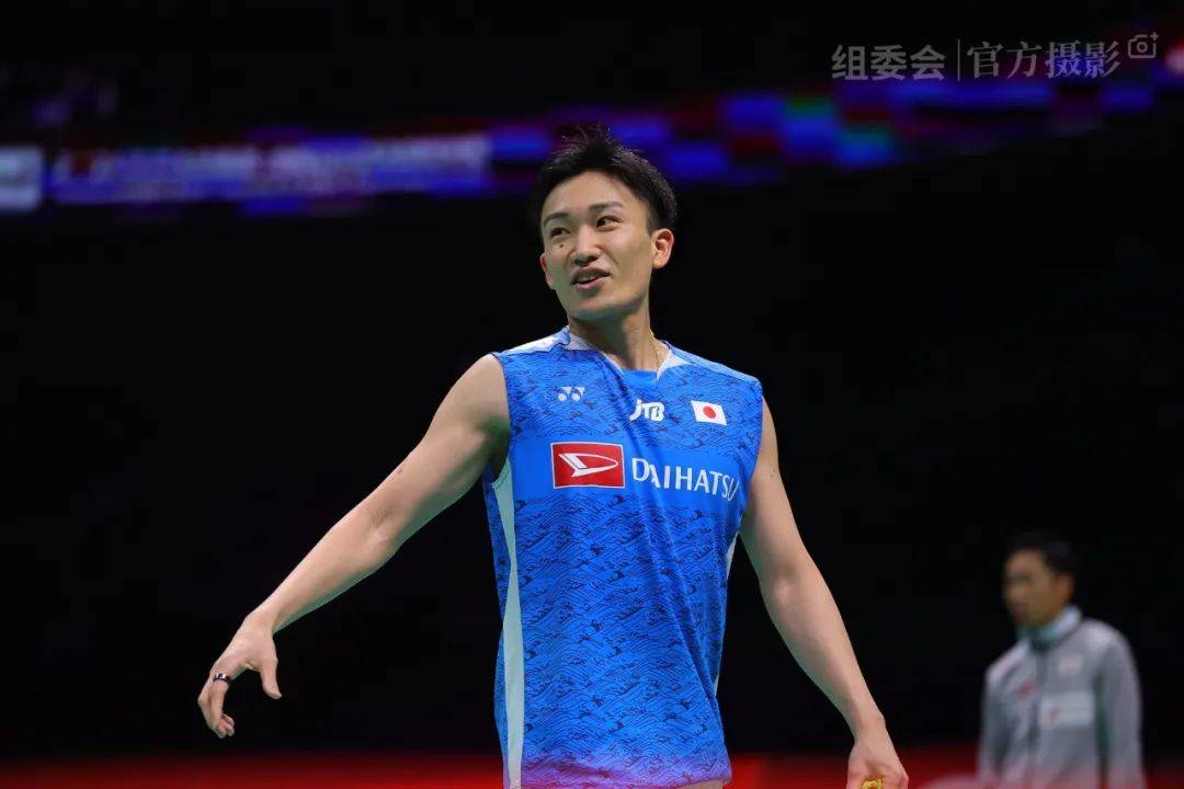 关于日本队完胜马来西亚队，桃田贤斗统治全场的信息